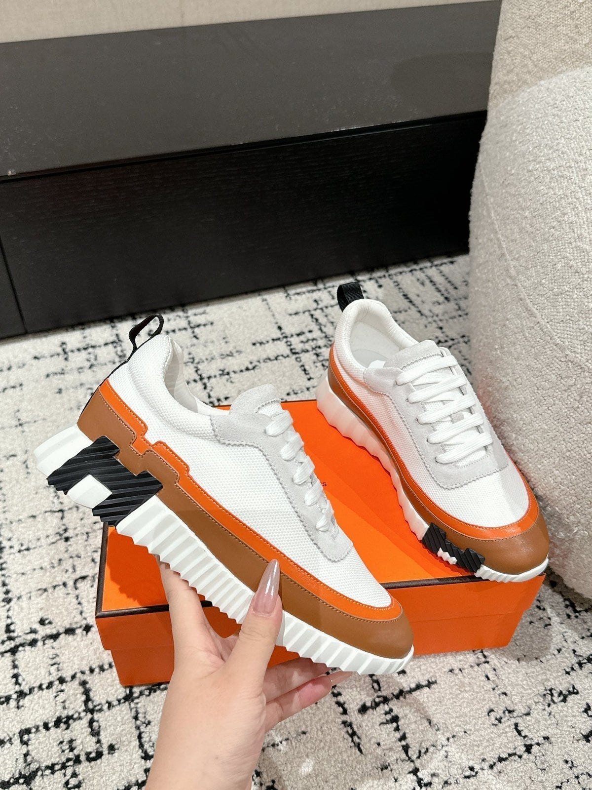 HERMES BOUNCING SNEAKER IN BRONZE BROWN CALFSKIN AND WHITE FABRIC