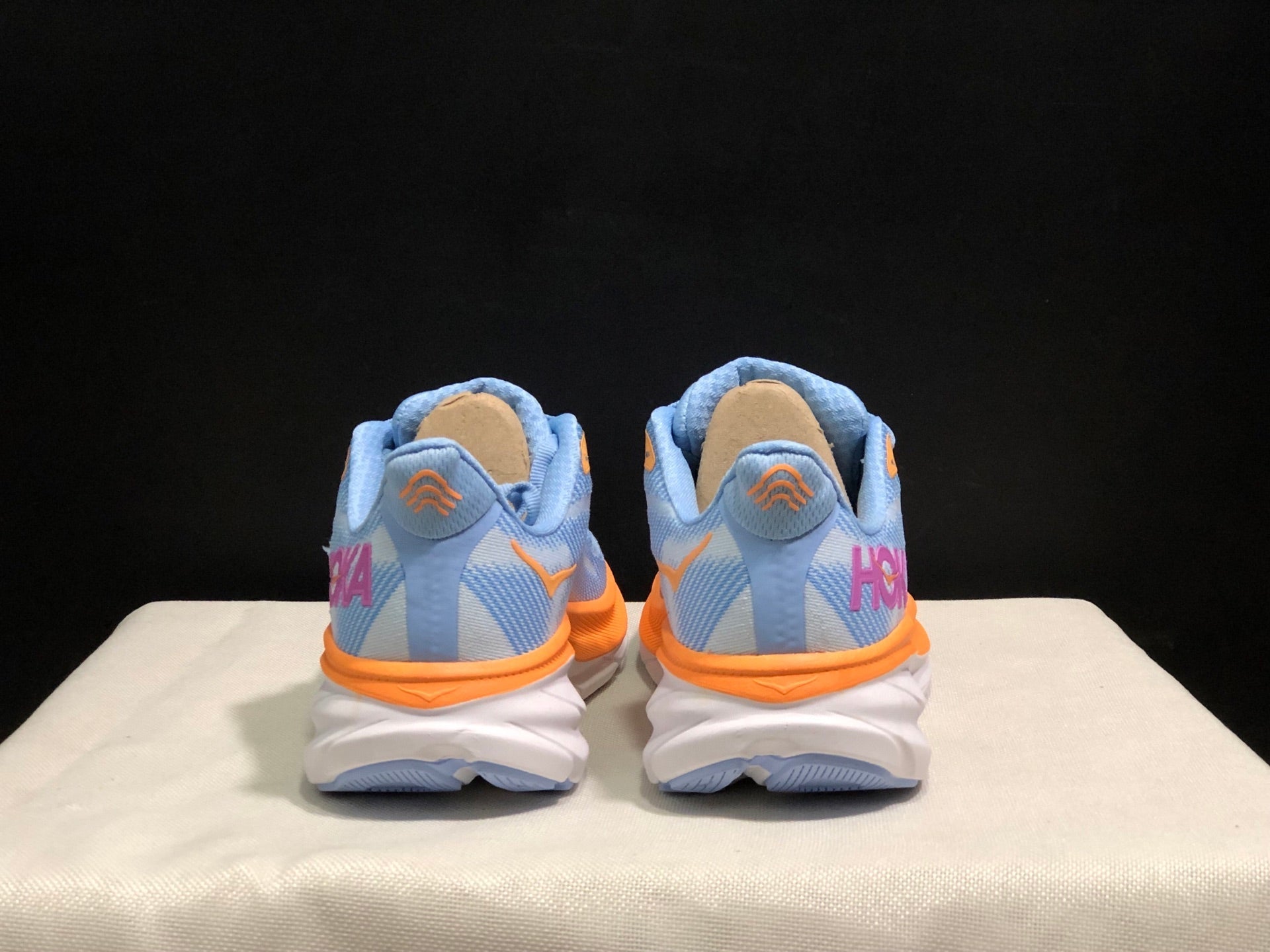 HOKA ONE ONE Clifton 9